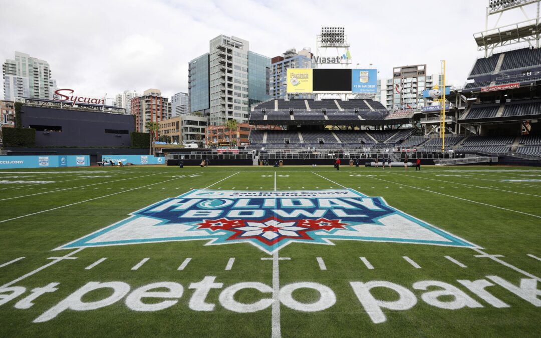 2022 Holiday Bowl – Oregon vs North Carolina